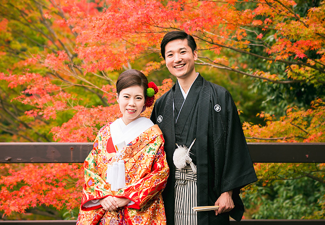 京都前撮り】相良刺繍の色打掛 | 京都の和装前撮り「華結び」